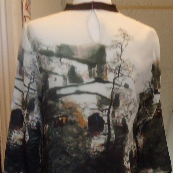 Hanhzhou Mulberry Silk Traditional Dress Art Smoke  Size L NWT's. - Picture 3 of 15